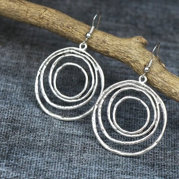 Jewelry - Hollow Out Round Drop Earrings Silver Plated